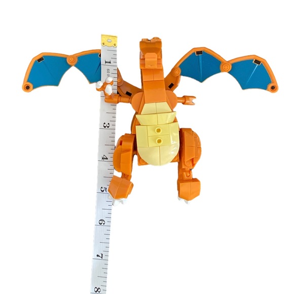 Pokemon Mega Construx Charizard - Picture 4 of 6